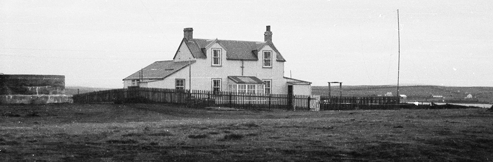 Post Office Fox Bay, STIPENDIARY MAGISTRATES HOUSE AND POST OFFICE